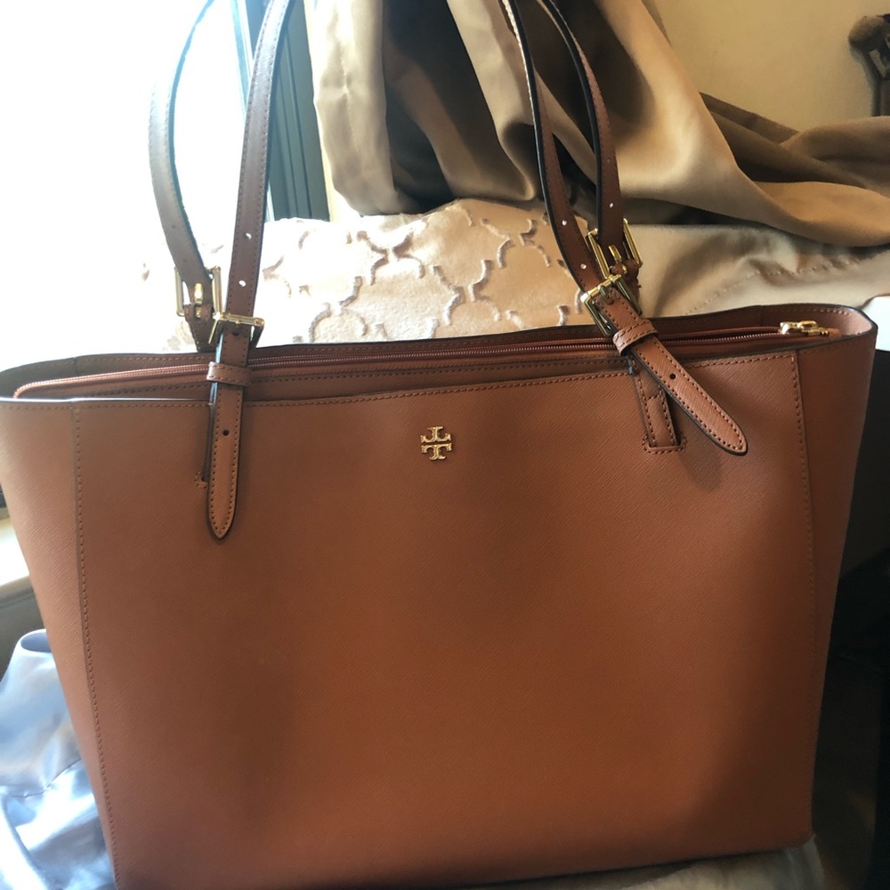 Tory Burch Robinson tote